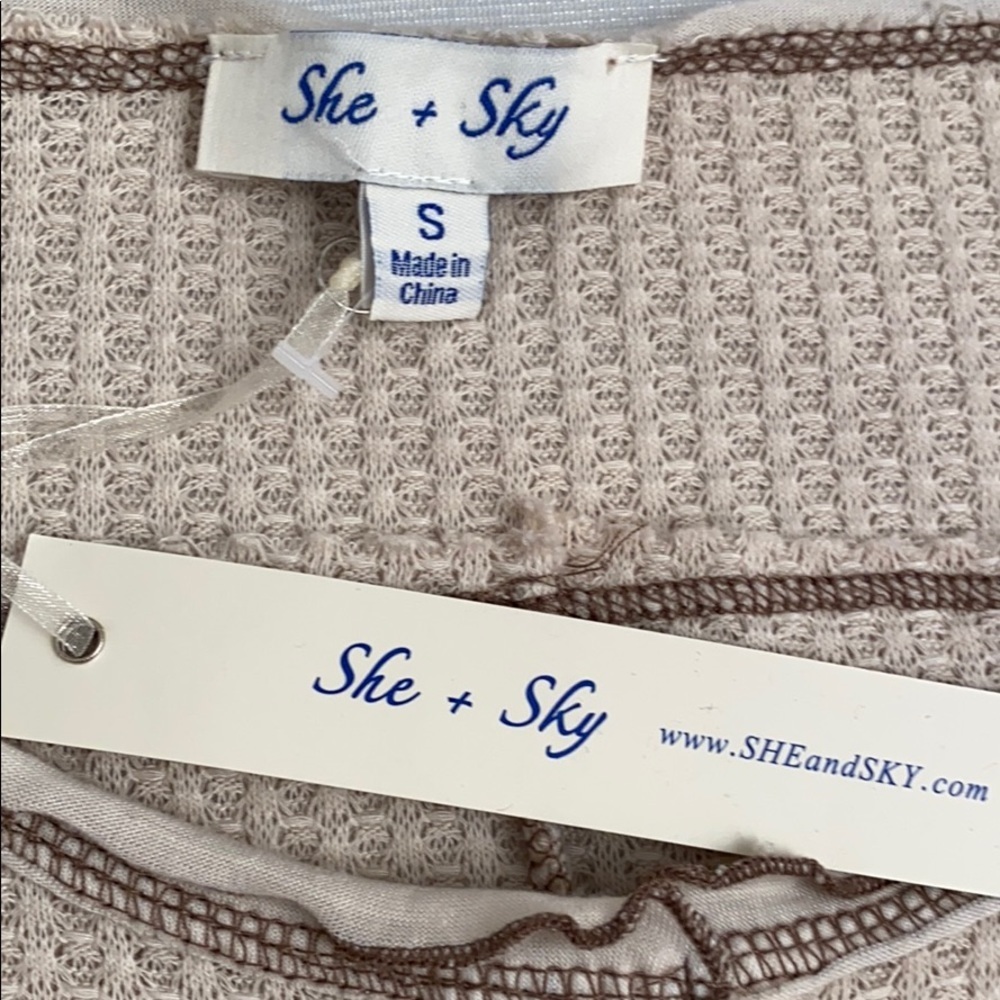 She and Sky oatmeal thermal oversized henley top S - Picture 7 of 9